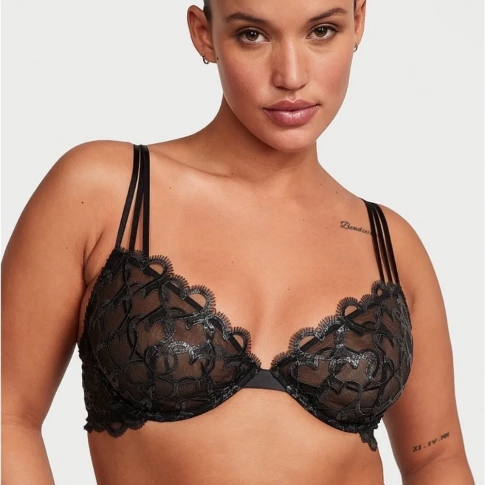 New! SET Victoria’s Secret shimmer heart bra panty black 10284 10409